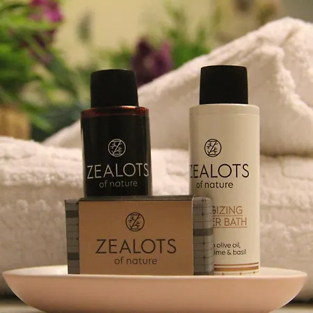 Alekos Houses-romance *